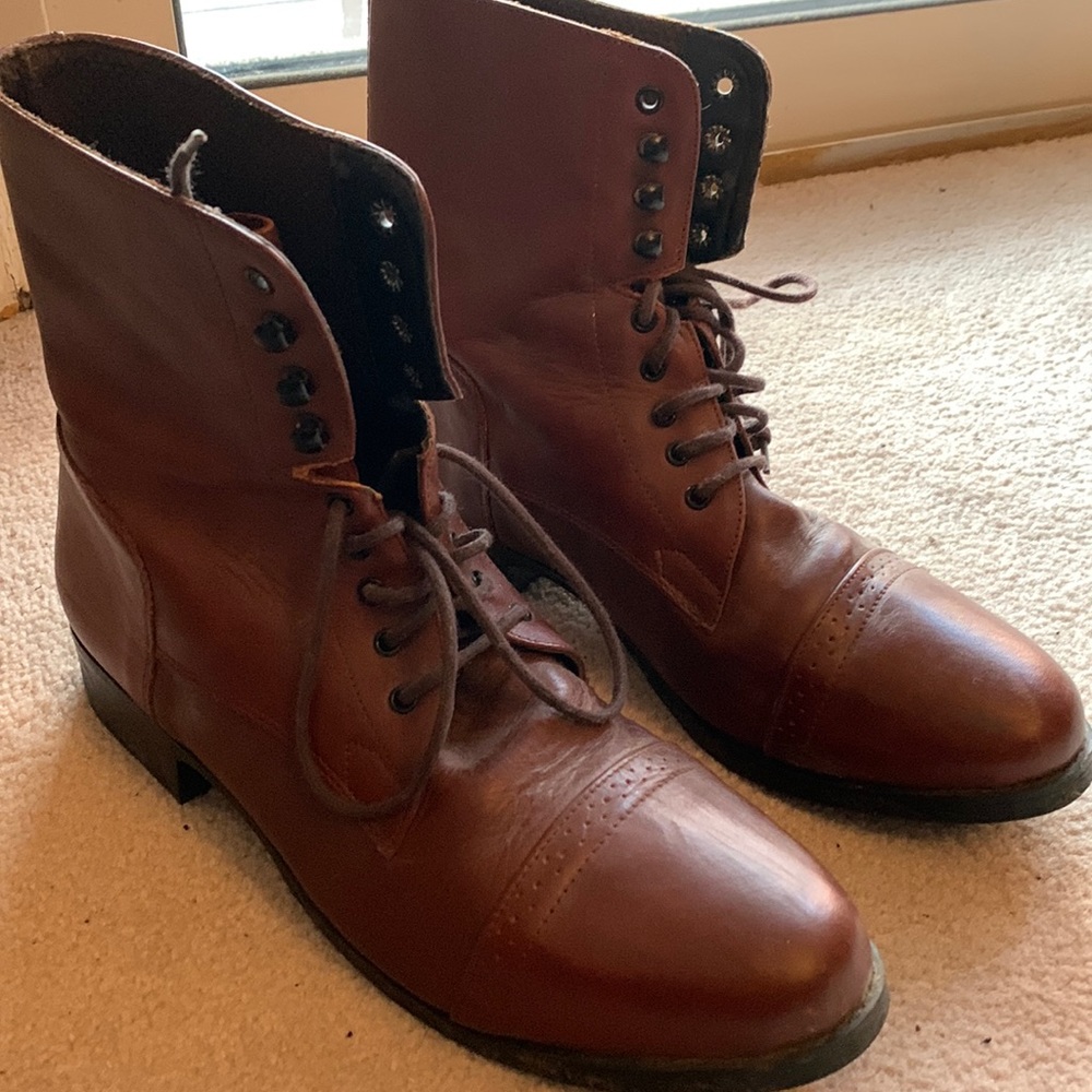 Womens size 8 genuine leather equestrian riding boots